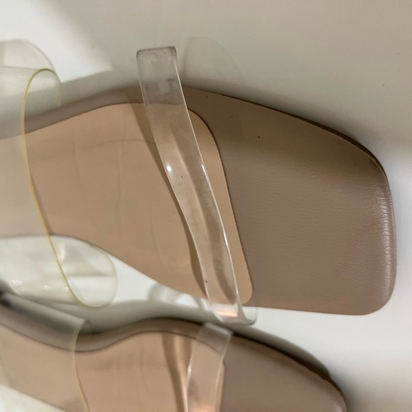 FOREVER 21 Clear Sandals Size7 - Picture 3 of 4